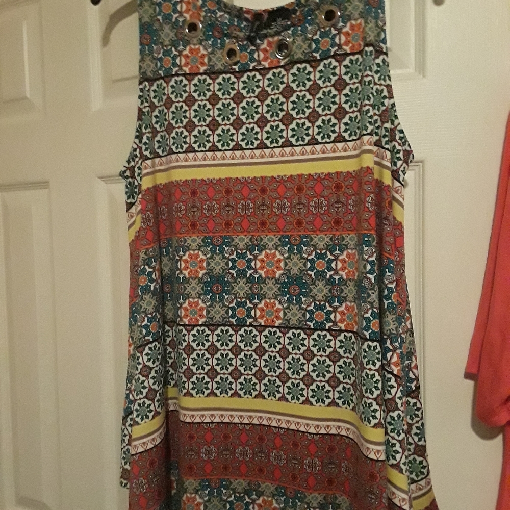 Top - Picture 4 of 4